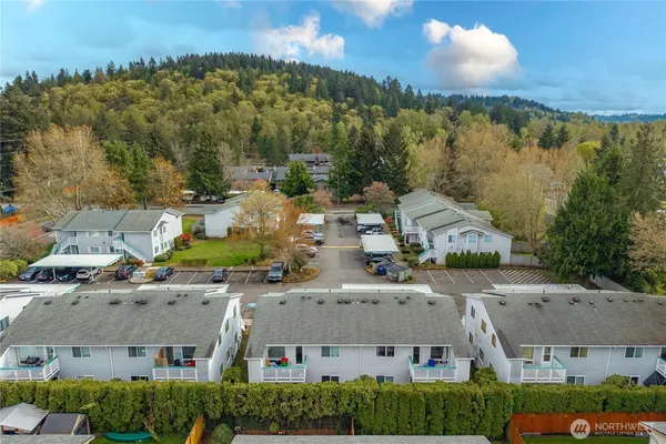 $300,000 | 1101 37th Street Southeast, Unit 301, Auburn, WA 98002