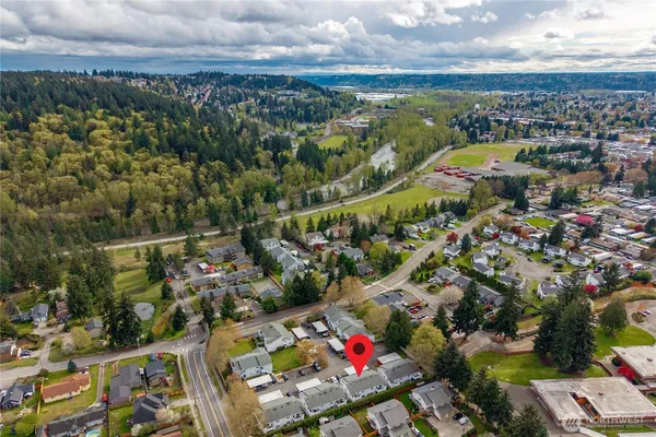 $300,000 | 1101 37th Street Southeast, Unit 301, Auburn, WA 98002