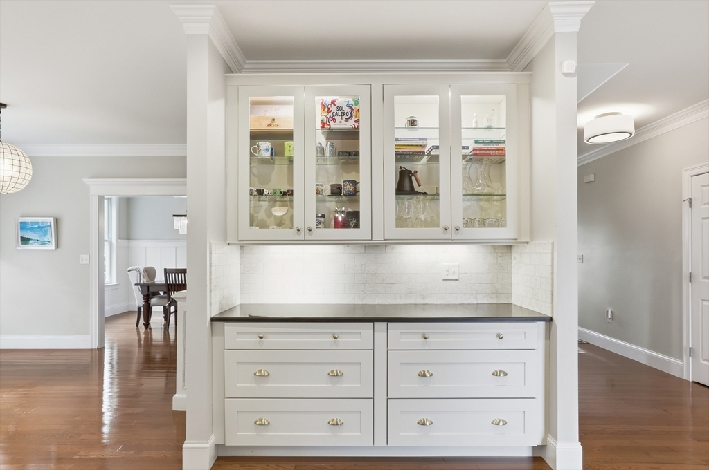 7 Howe Street Hingham, MA 02043 - Photo 12 of 41