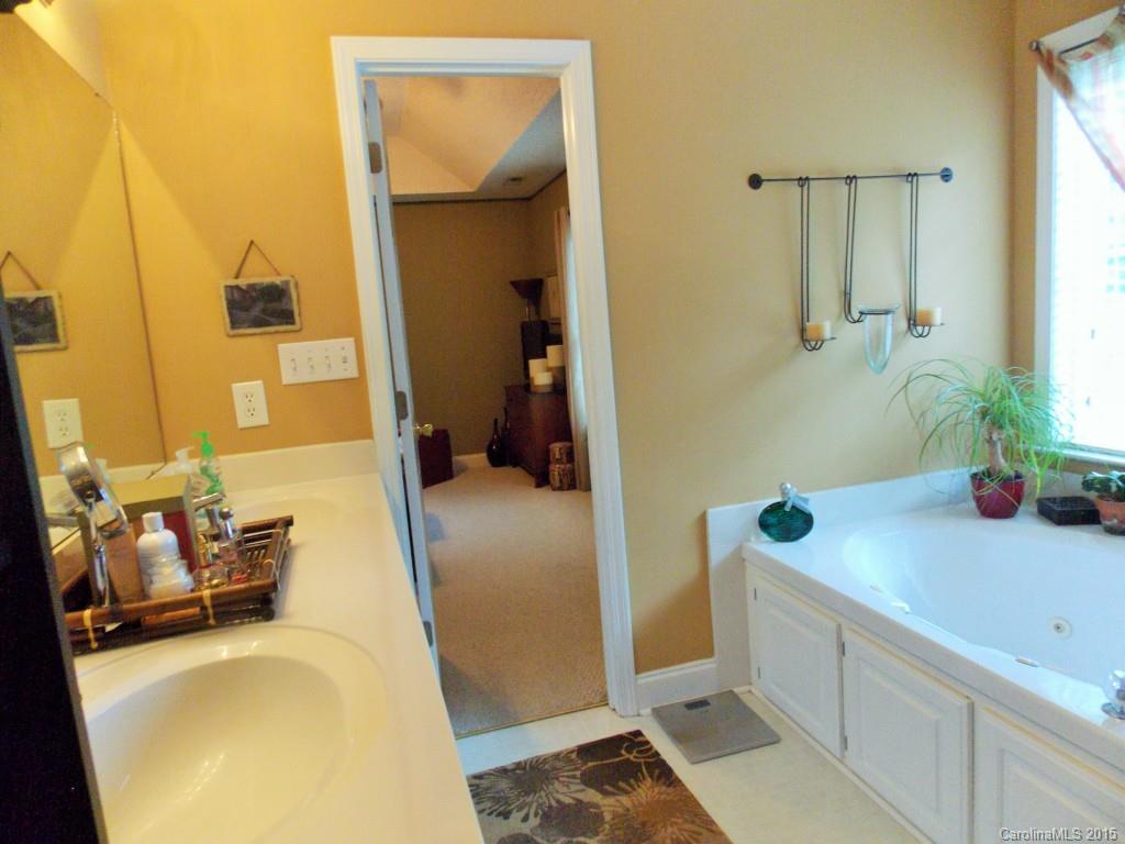 177 Wesley Amaker Road York, SC 29745 - Photo 10 of 22 Gallery Image 10
