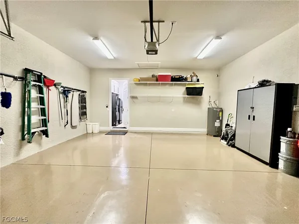 $3,100 | 12454 Kentwood Avenue, Fort Myers, FL 33913