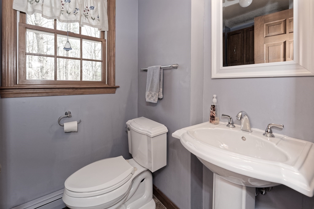 19 Janock Road Milford, MA 01757 - Photo 15 of 34 Gallery Image 15