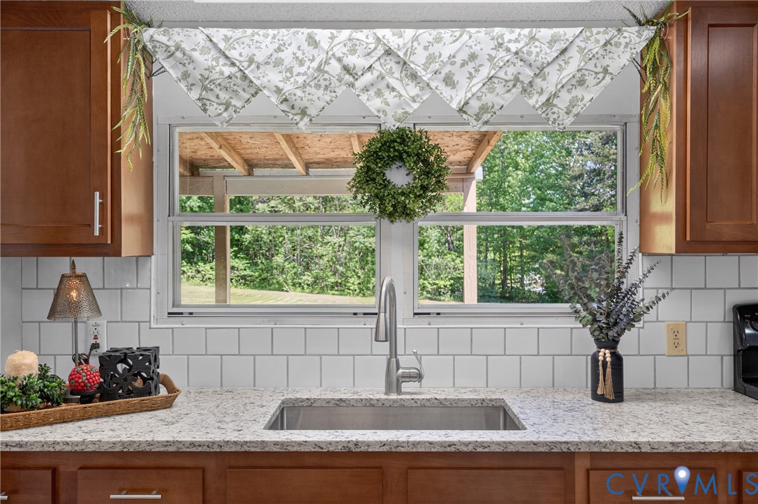 4055 Leigh Mountain Road Green Bay, VA 23942 - Photo 24 of 50