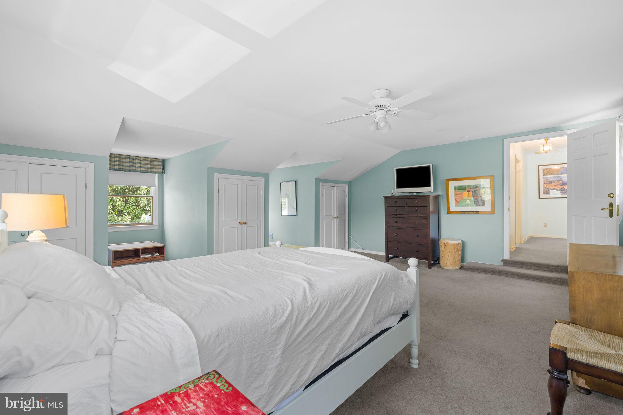 65 Covered Bridge Road New Hope, PA 18938 - Photo 67 of 117 Guest Suite Bedroom