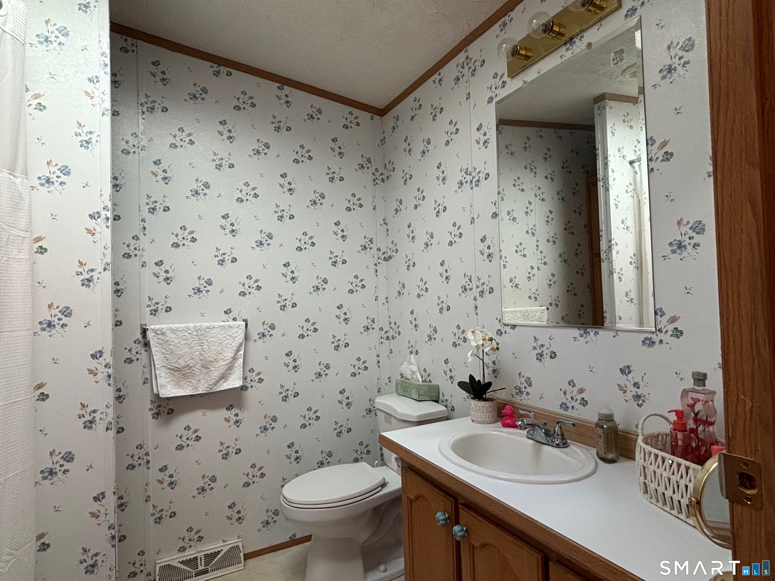 17 Haley Lane Windham, CT 06256 - Photo 34 of 40