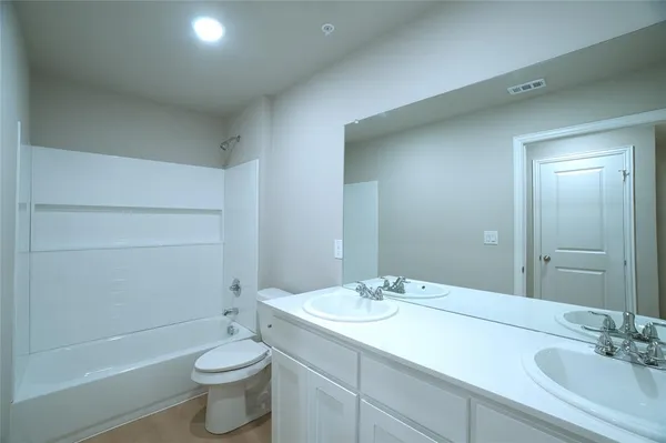 $1,650 | 3008 Grey Wolf Circle, Unit 114, Denton, TX 76209