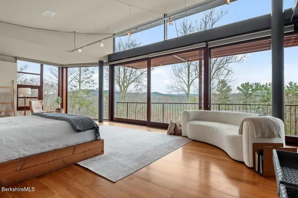 $6,475,000 | 250 Long Pond Road, Great Barrington, MA 01230
