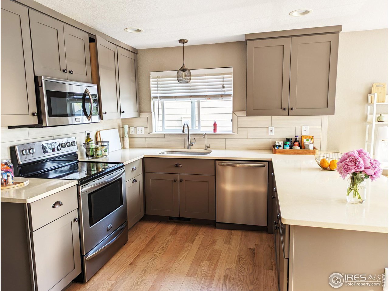 6839 Avondale Road Fort Collins, CO 80525 - Photo 3 of 38 Gallery Image 3