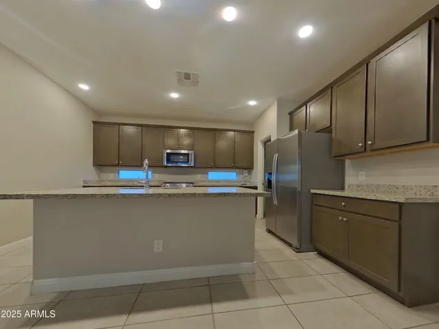 $1,899 | 11393 South 175th Drive, Goodyear, AZ 85338