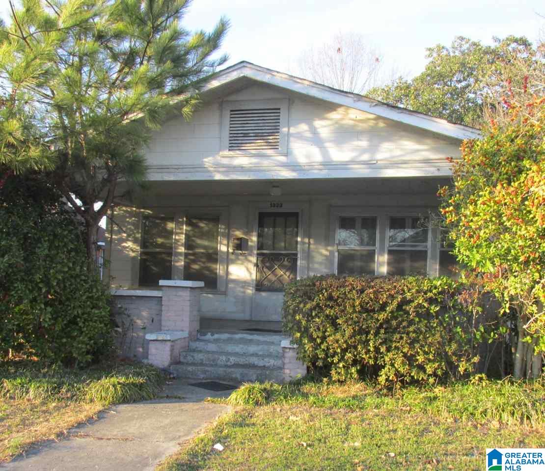 1323 Alabama Avenue Gadsden, AL 35901 - Photo 1 of 14