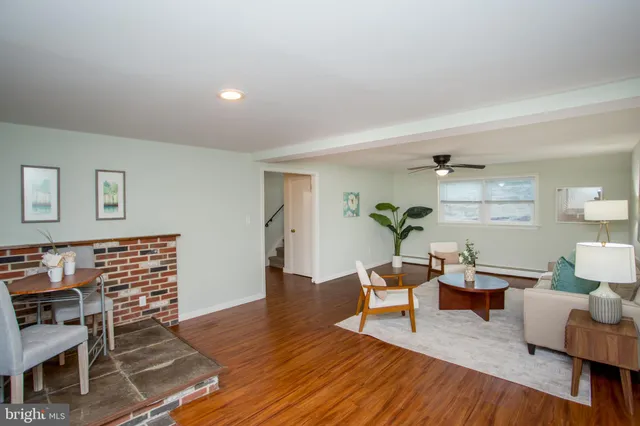 a view of a yard with trees