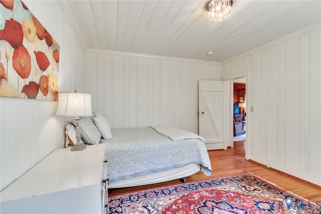 3022 Skipjack Road Kinsale, VA 22488 - Photo 28 of 57 First floor bedroom
