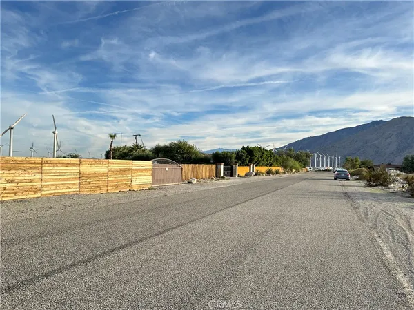 $2,800 | 19790 Cooper Road, Palm Springs, CA 92262
