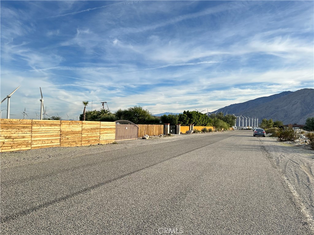 19790 Cooper Road Palm Springs, CA 92262 - Photo 16 of 19