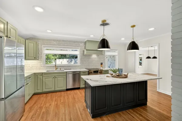 $565,000 | 1602 Harrison Road, Brenham, TX 77833
