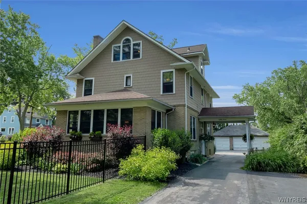$399,000 | 87 Newton Road, Hamburg, NY 14075