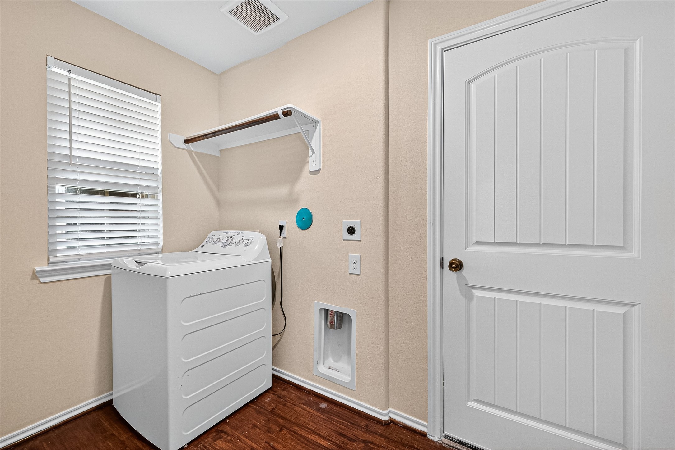 5603 Savanna Pasture Road Katy, TX 77493 - Photo 13 of 29 a storage room with washer and dryer