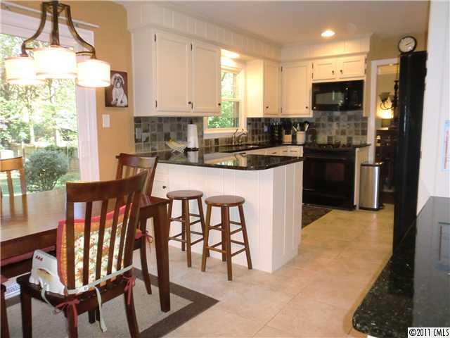 6033 Gate Post Road Charlotte, NC 28211 - Photo 5 of 16 Gallery Image 5