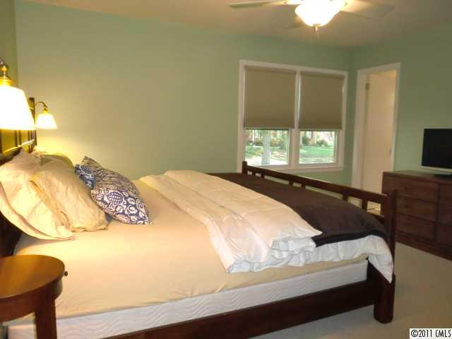 6033 Gate Post Road Charlotte, NC 28211 - Photo 9 of 16 Gallery Image 9