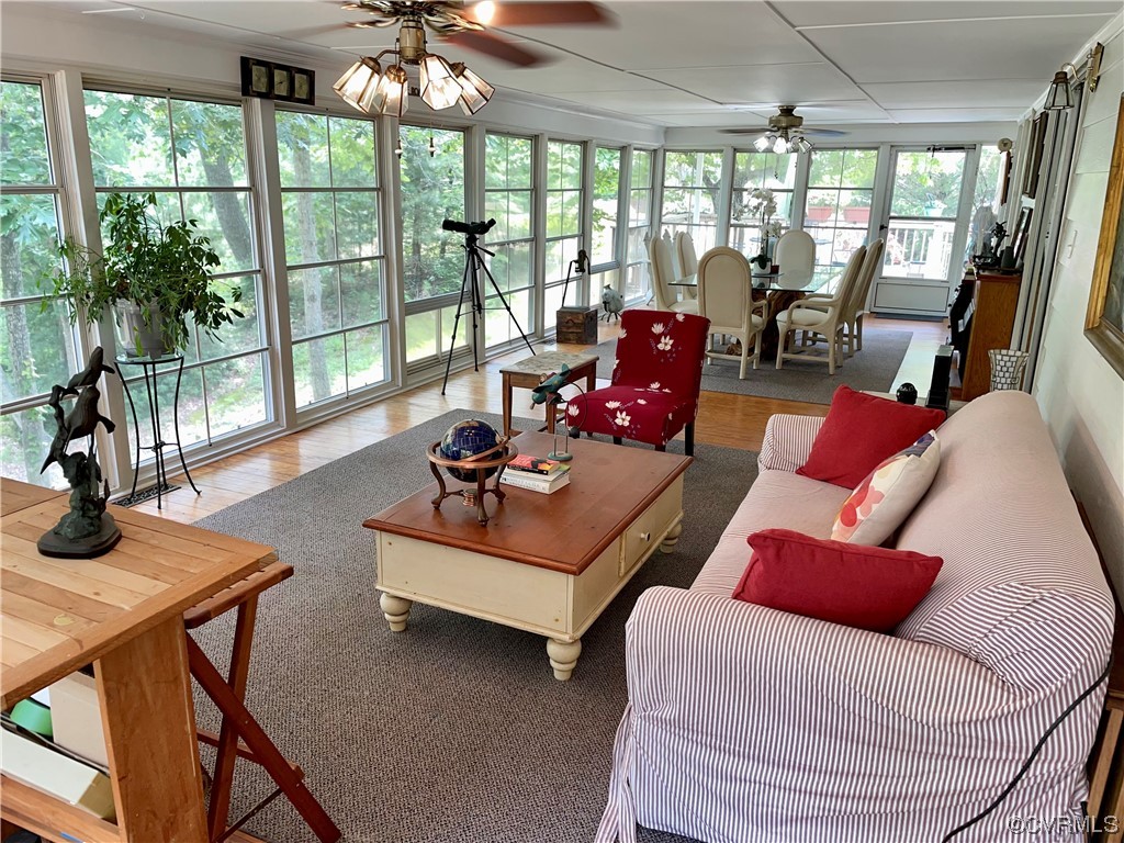 594 Long Point Lane Topping, VA 23169 - Photo 13 of 38 Gallery Image 13