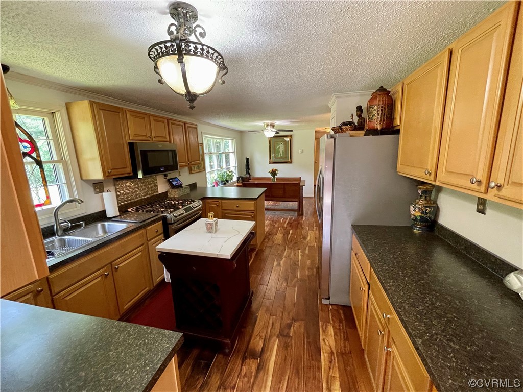 594 Long Point Lane Topping, VA 23169 - Photo 8 of 38 Gallery Image 8