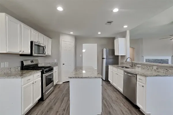 $2,095 | 20502 Upper Green Street, Humble, TX 77338