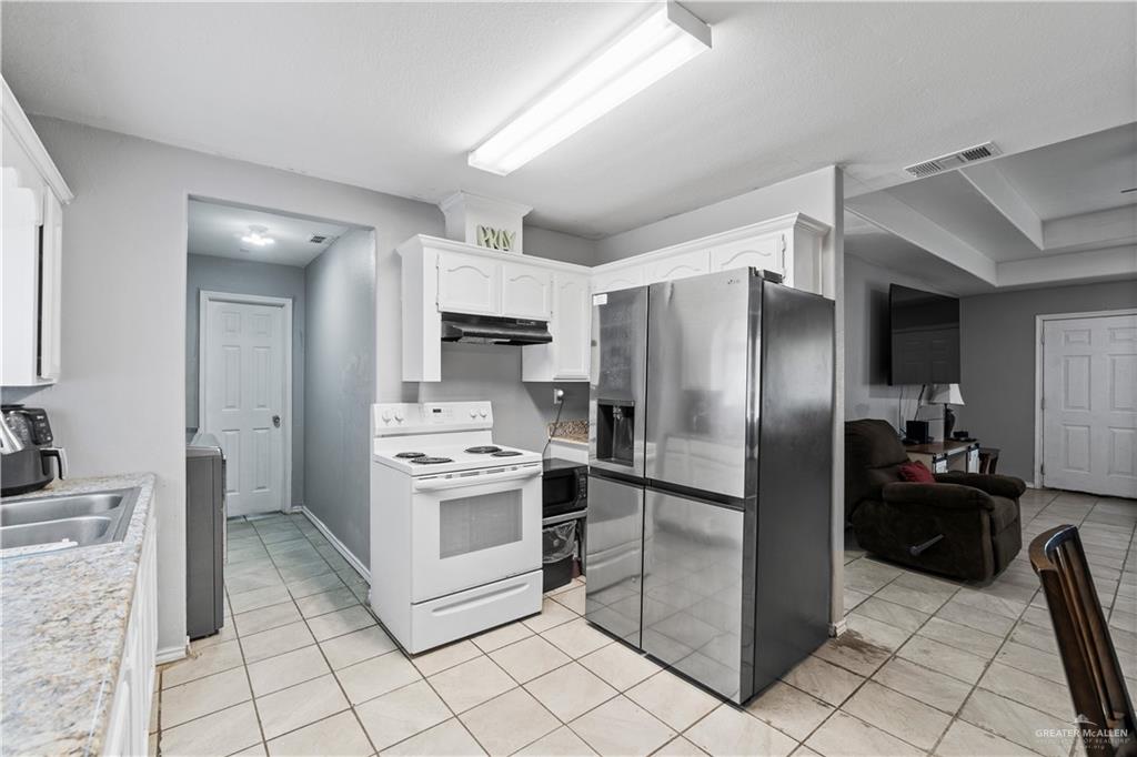 21156 Hooks And Hodges Road Santa Rosa, TX 78593 - Photo 10 of 19