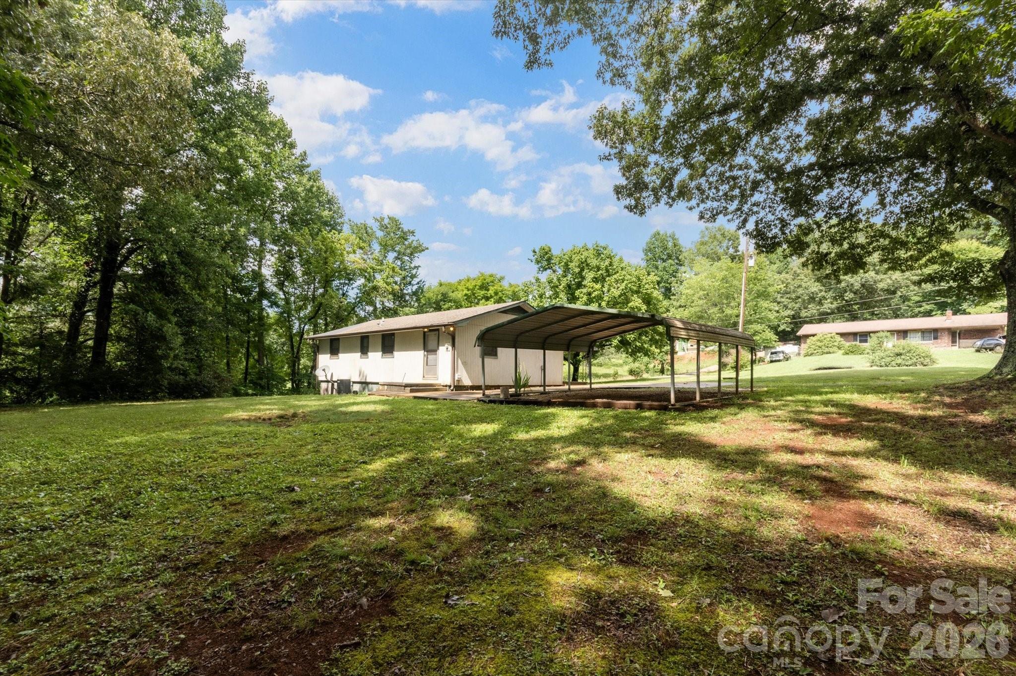 43 Open Valley Road Marion, NC 28752 - Photo 7 of 37