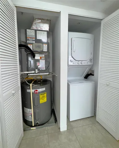 $319,900 | 22441 Southwest 88th Place, Unit 2015, Cutler Bay, FL 33190