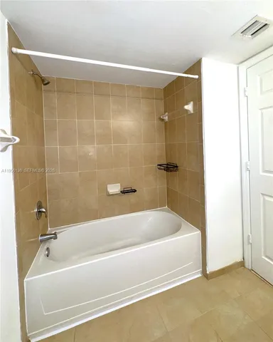 $319,900 | 22441 Southwest 88th Place, Unit 2015, Cutler Bay, FL 33190