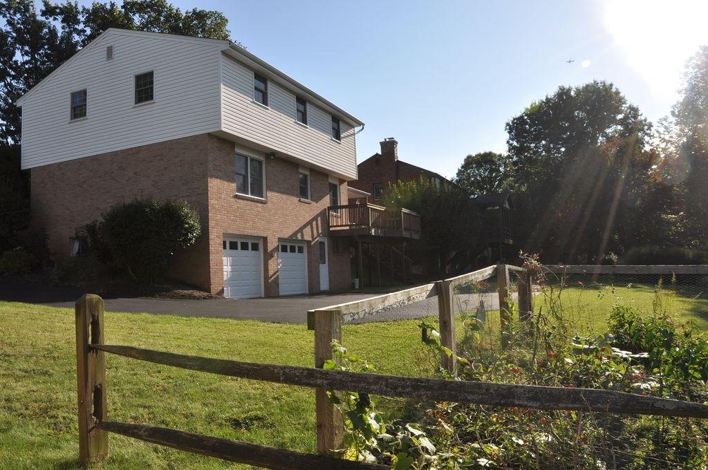 8325 Post Road Allison Park, PA 15101 - Photo 2 of 6 Gallery Image 2