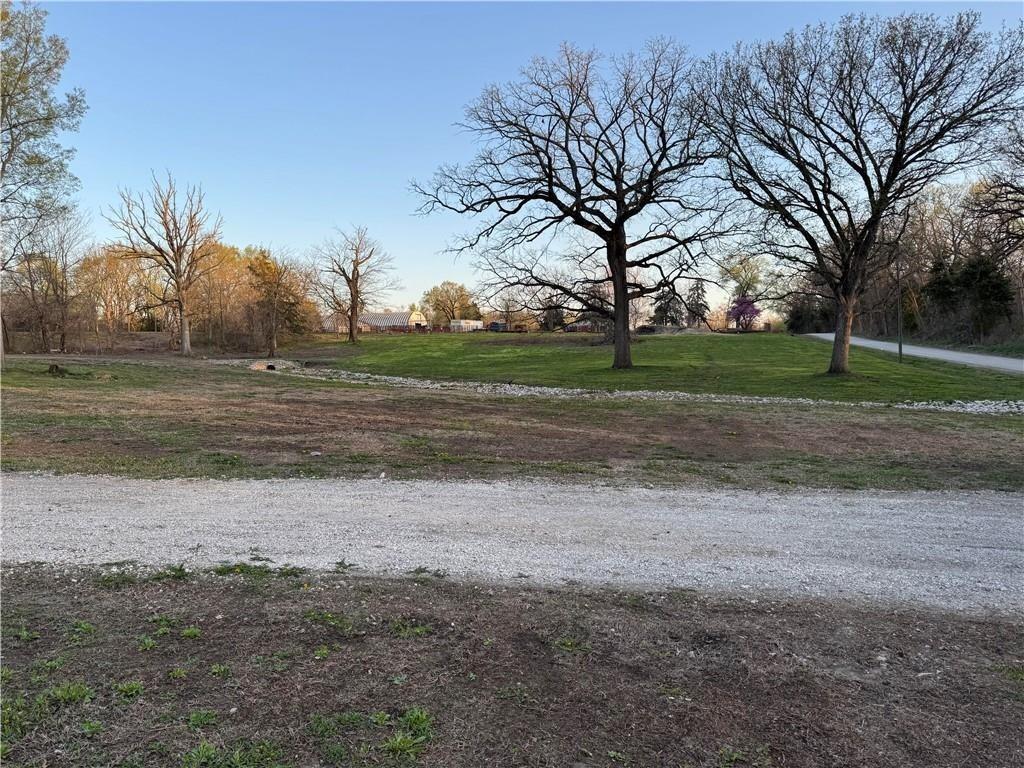 14781 Evening Star Road Eudora, KS 66025 - Photo 2 of 21