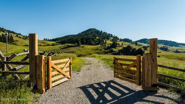 $3,500,000 | Big Horn Inholding, Buffalo, WY 82834