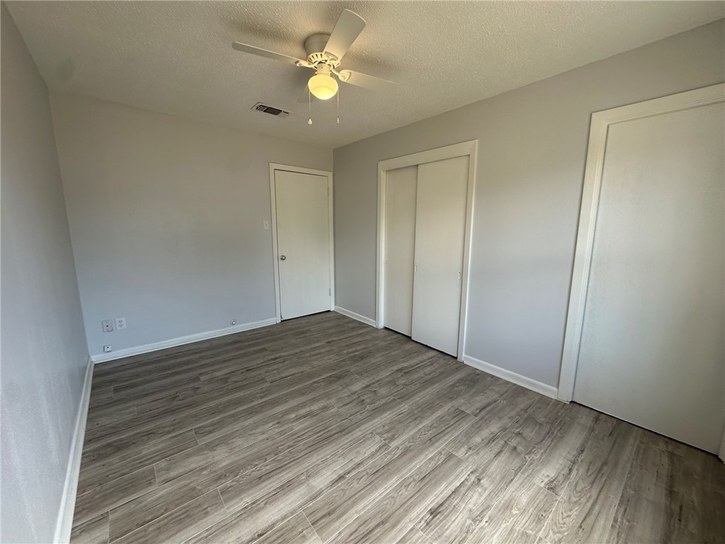 109 Holly Drive Portland, TX 78374 - Photo 15 of 30