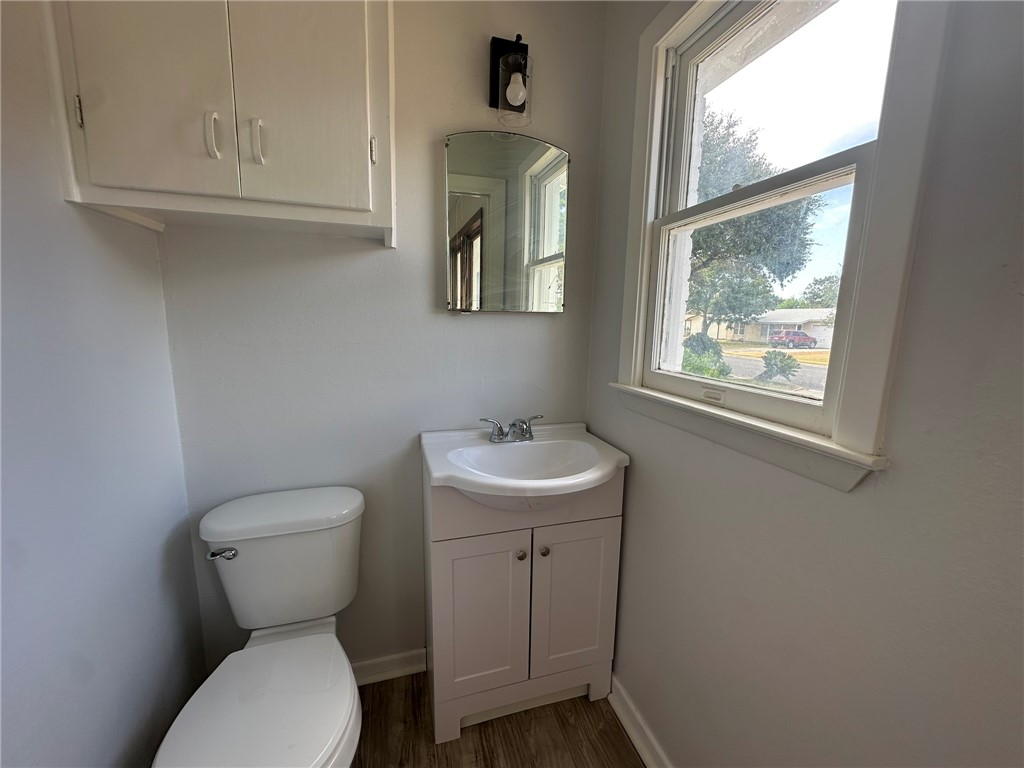 109 Holly Drive Portland, TX 78374 - Photo 27 of 30