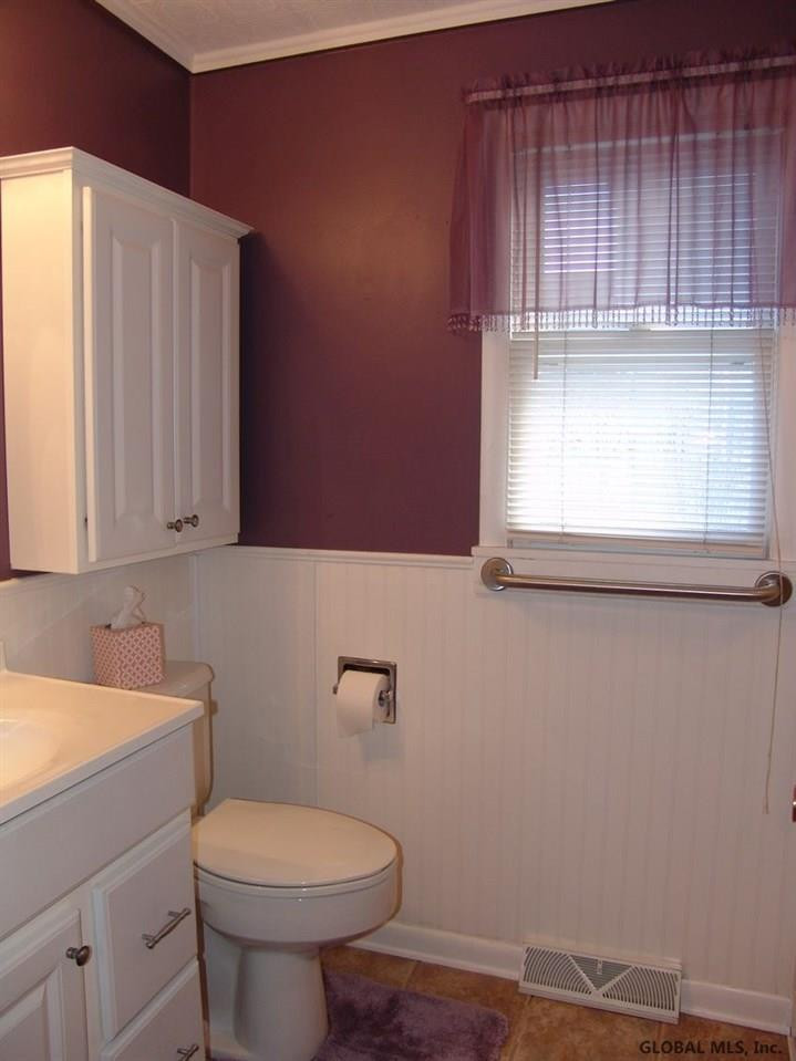 1105 Watervliet Shaker Road Colonie, NY 12205 - Photo 15 of 25 Photo 15