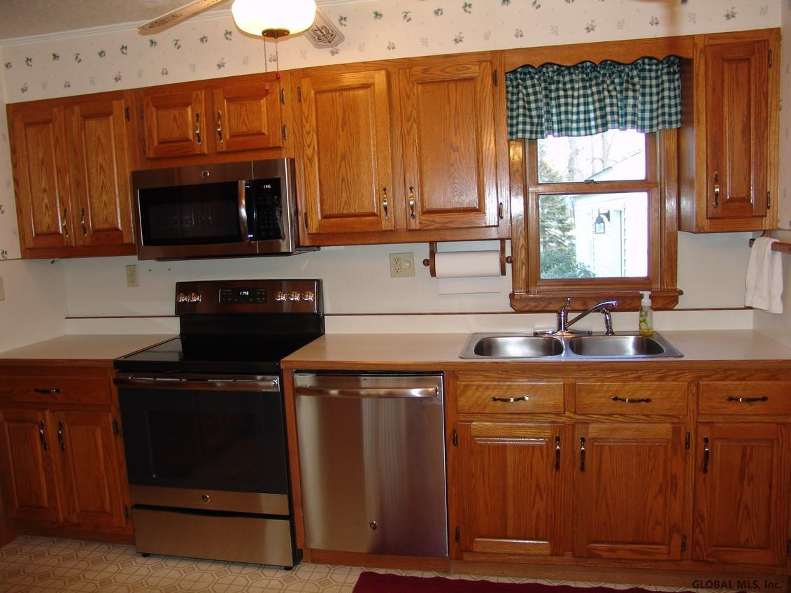 1105 Watervliet Shaker Road Colonie, NY 12205 - Photo 8 of 25 Photo 8