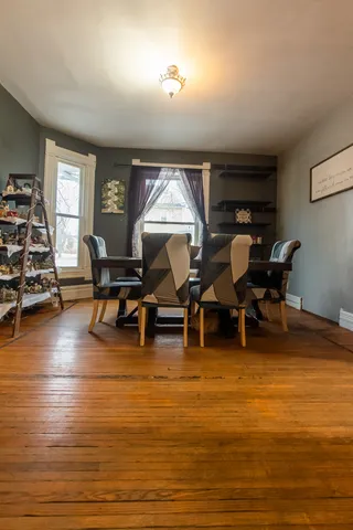 $185,000 | 1023 South Peoria Avenue, Dixon, IL 61021