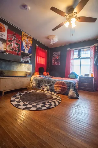 $185,000 | 1023 South Peoria Avenue, Dixon, IL 61021