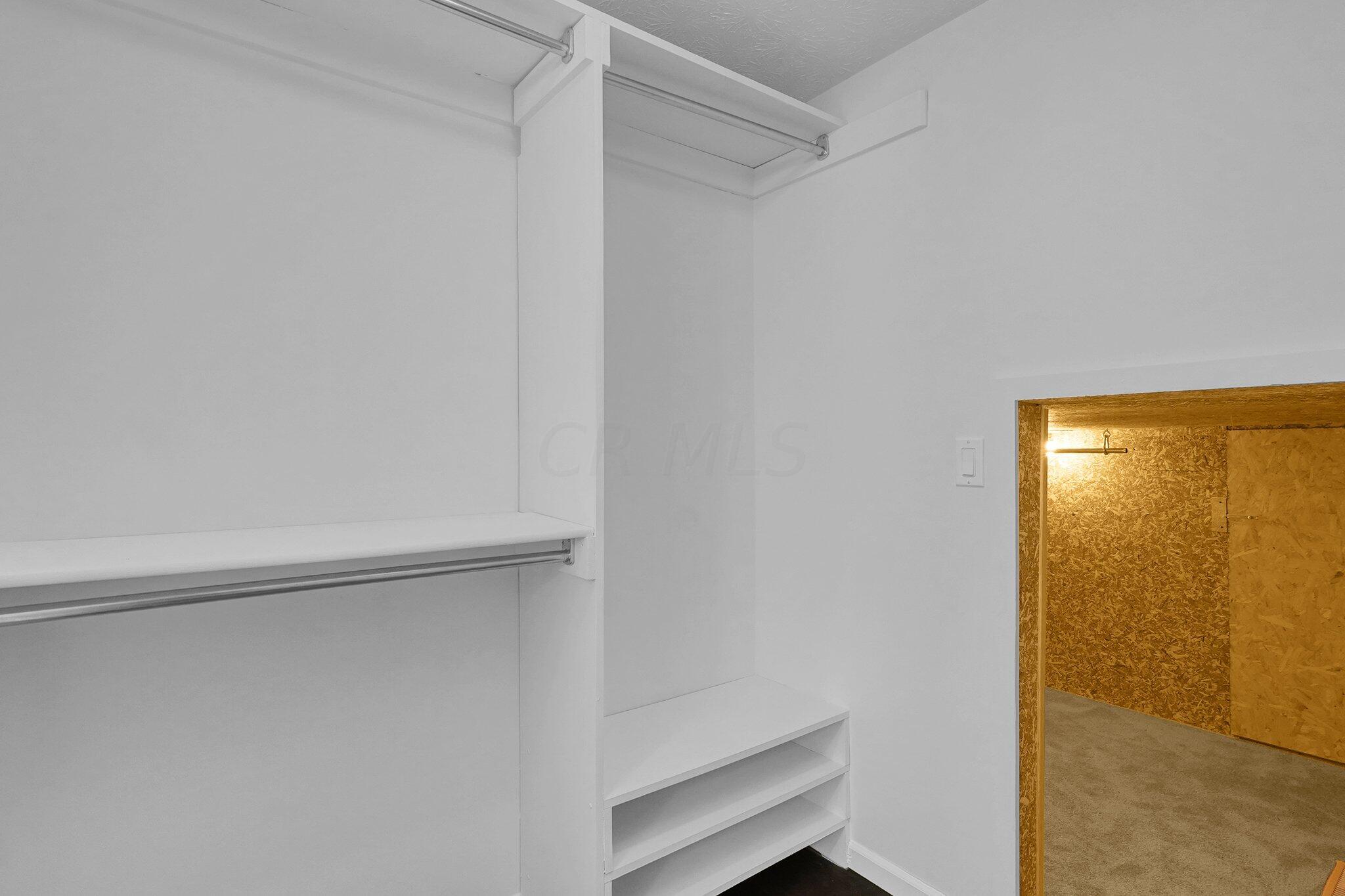 5120 Etna Road Columbus, OH 43213 - Photo 27 of 60 Master bed/bath with walk in closet