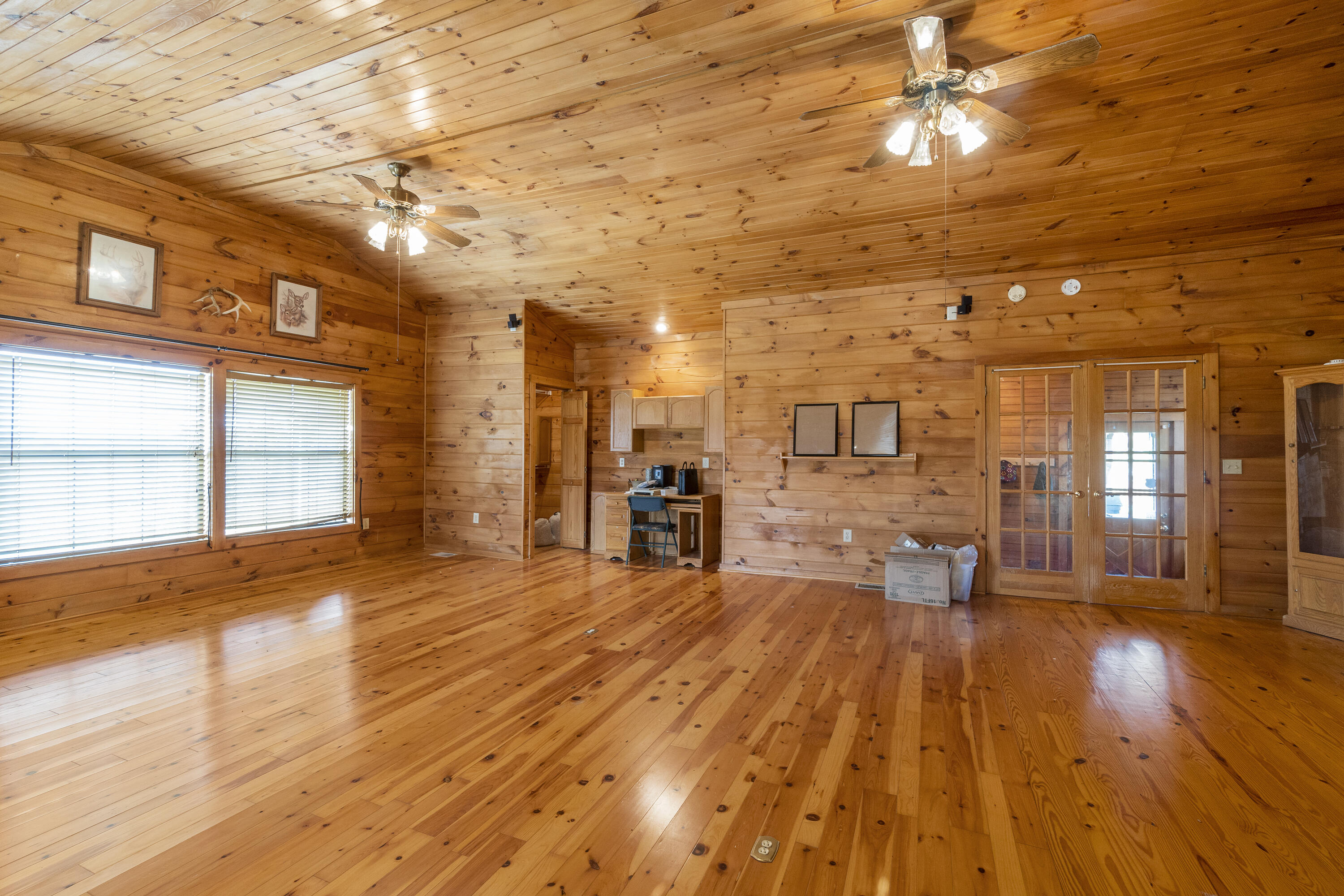 1316 Poplar Springs Road Greeneville, TN 37743 - Photo 12 of 98 DSC06959
