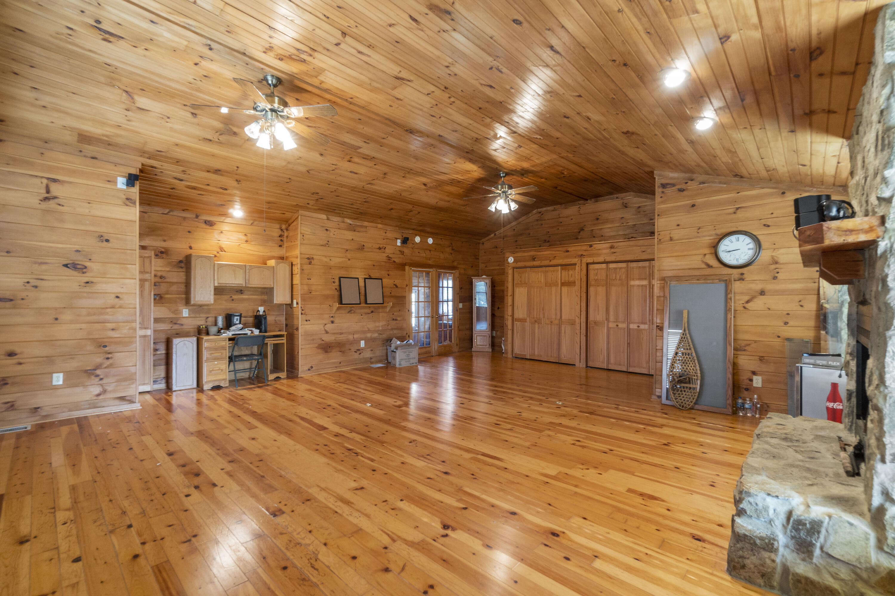 1316 Poplar Springs Road Greeneville, TN 37743 - Photo 5 of 98 DSC06962