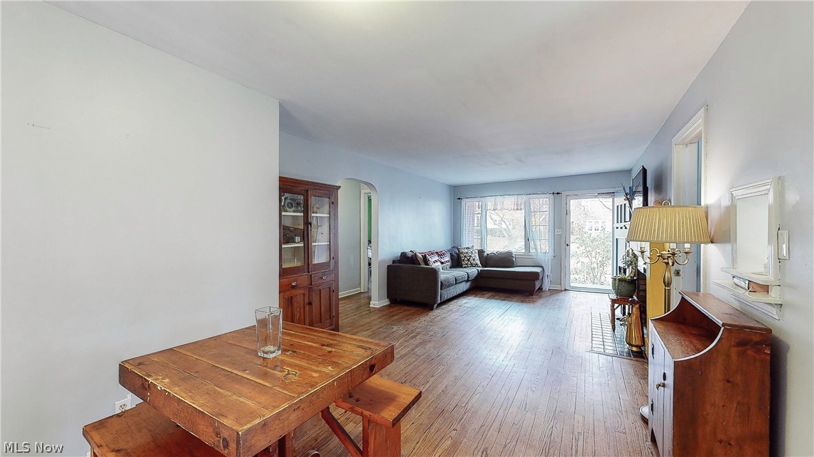654 Ecton Road Akron, OH 44303 - Photo 6 of 40 Gallery Image 6