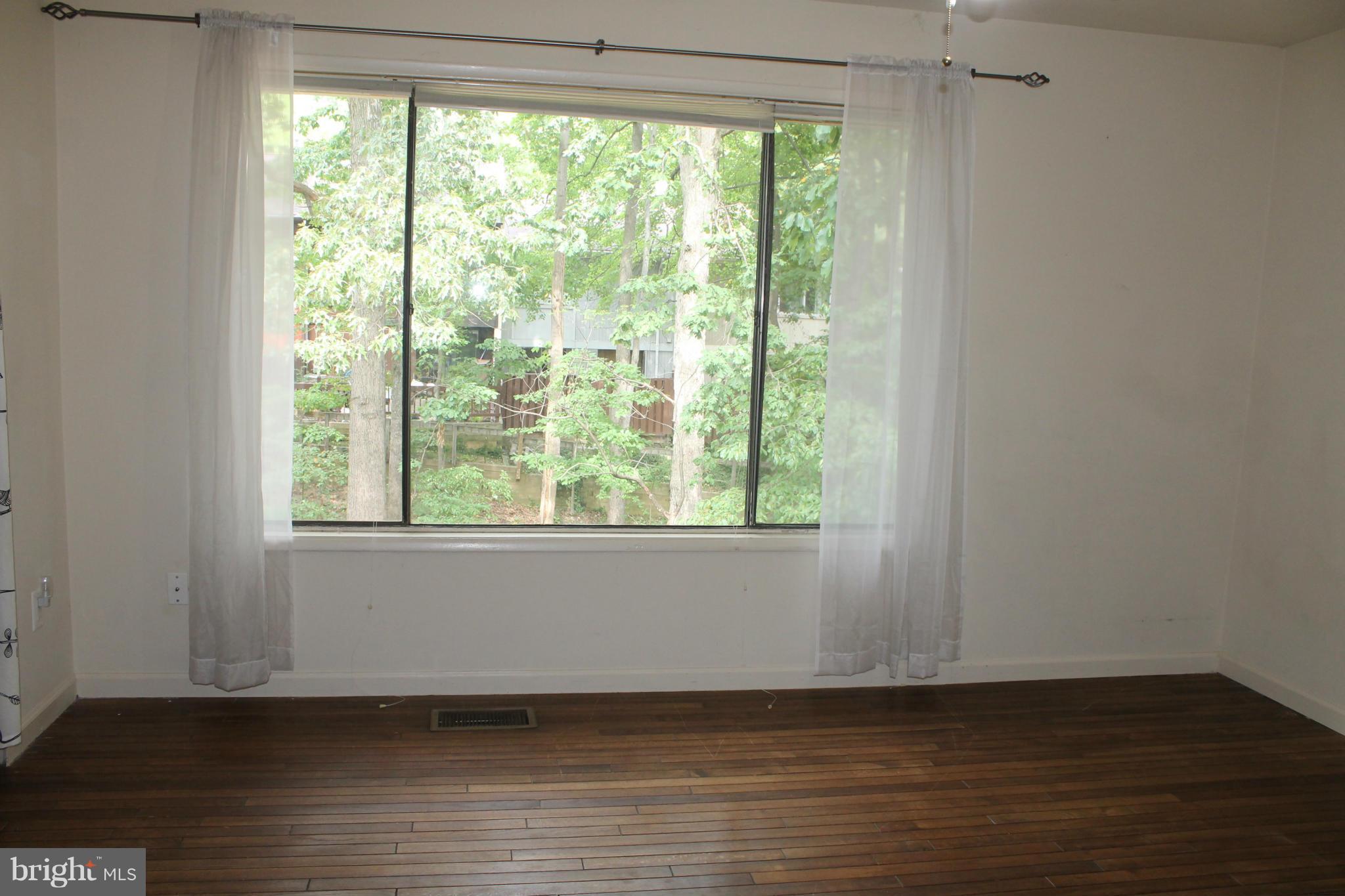 2401 Southgate Square Reston, VA 20191 - Photo 18 of 30 Bedroom