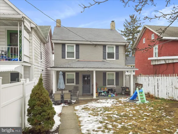 $215,000 | 133 North Church Street, Waynesboro, PA 17268
