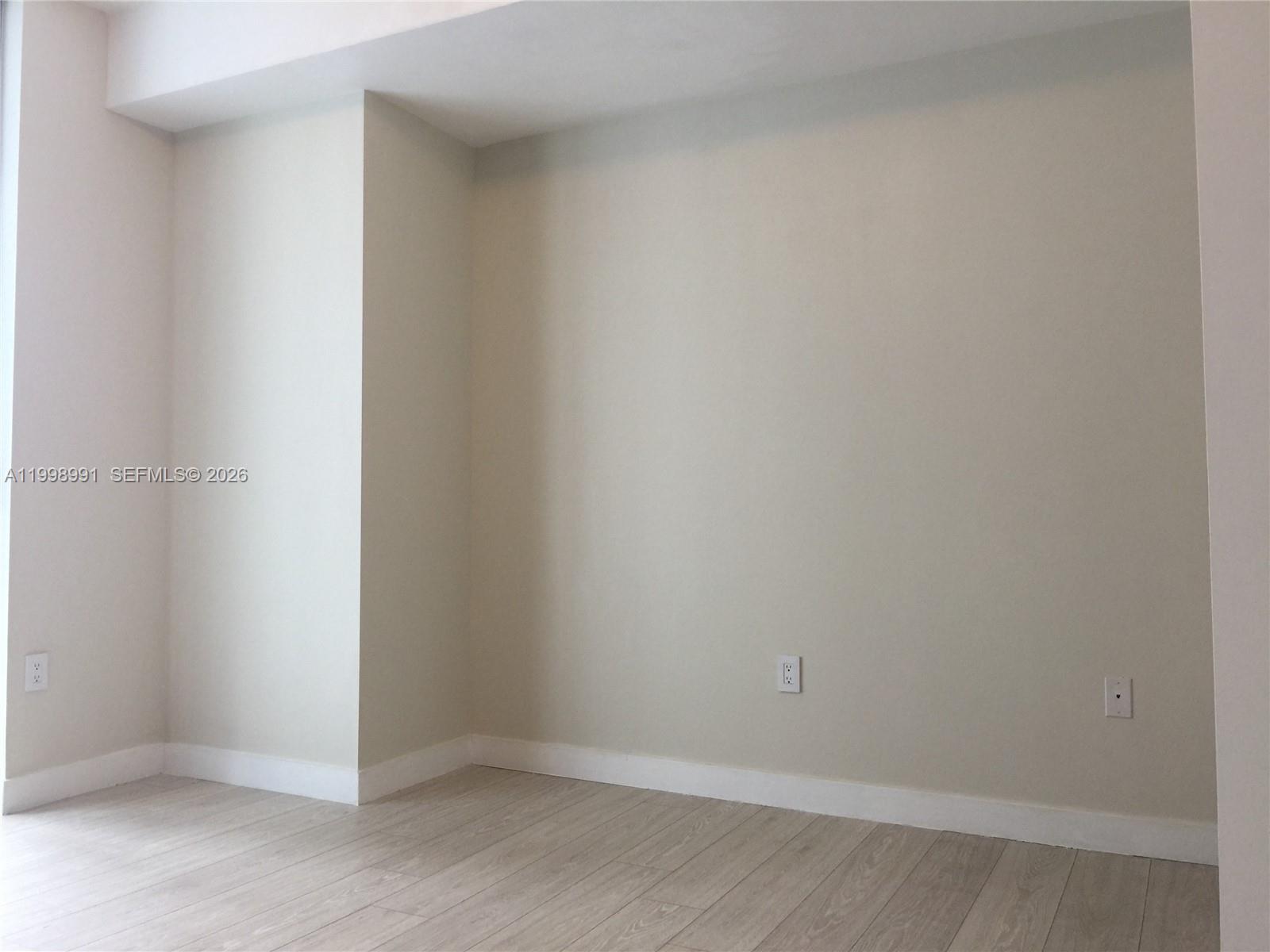 79 Southwest 12th Street, Unit 1406S Miami, FL 33130 - Photo 16 of 20