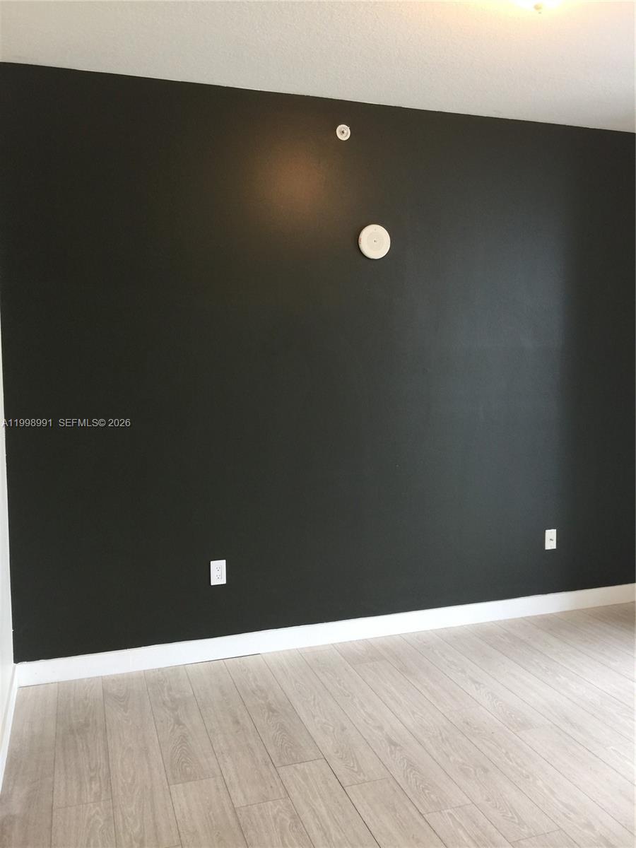 79 Southwest 12th Street, Unit 1406S Miami, FL 33130 - Photo 8 of 20