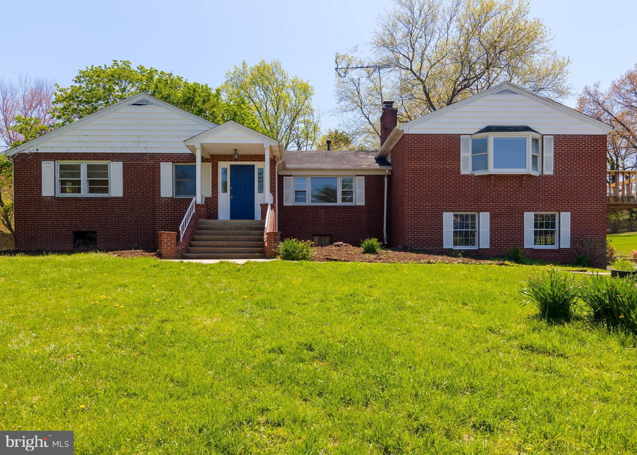 Exterior (Front)
