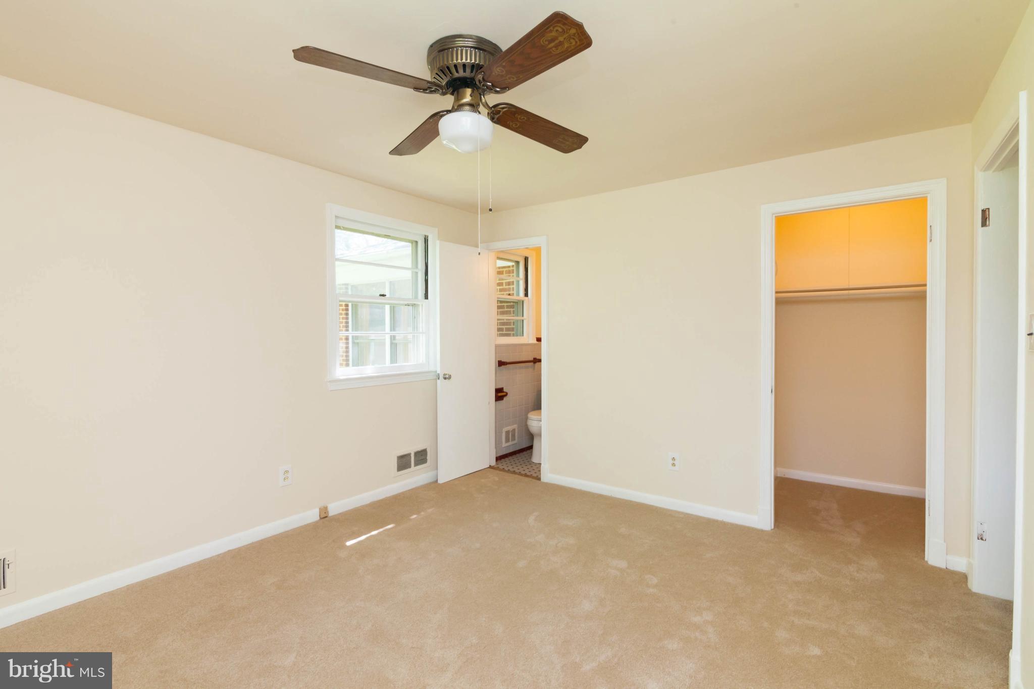 6401 Old Chesterbrook Road McLean, VA 22101 - Photo 10 of 14 Bedroom