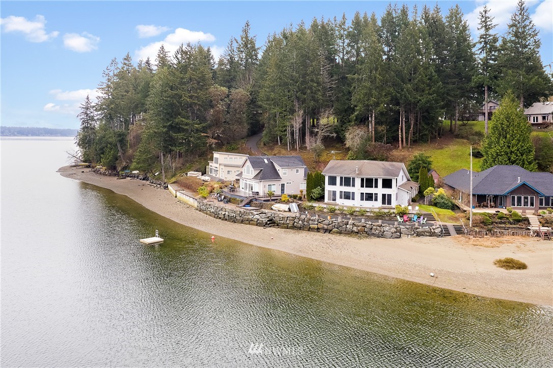 263 Stretch Island Road North Grapeview, WA 98546 - Photo 4 of 40 Gallery Image 4
